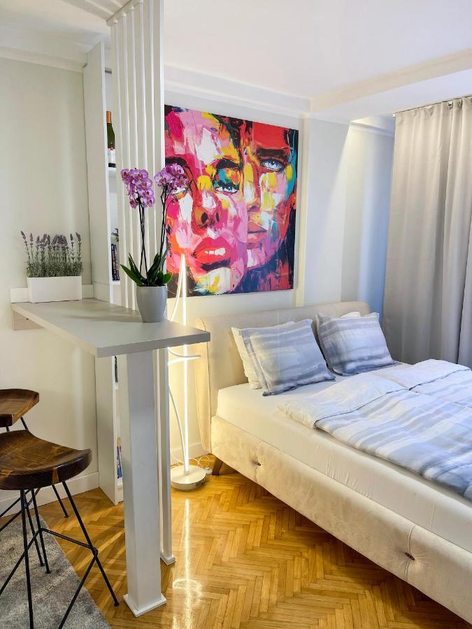 Apartament Skadarlija Colorway Belgrad Zewnętrze zdjęcie